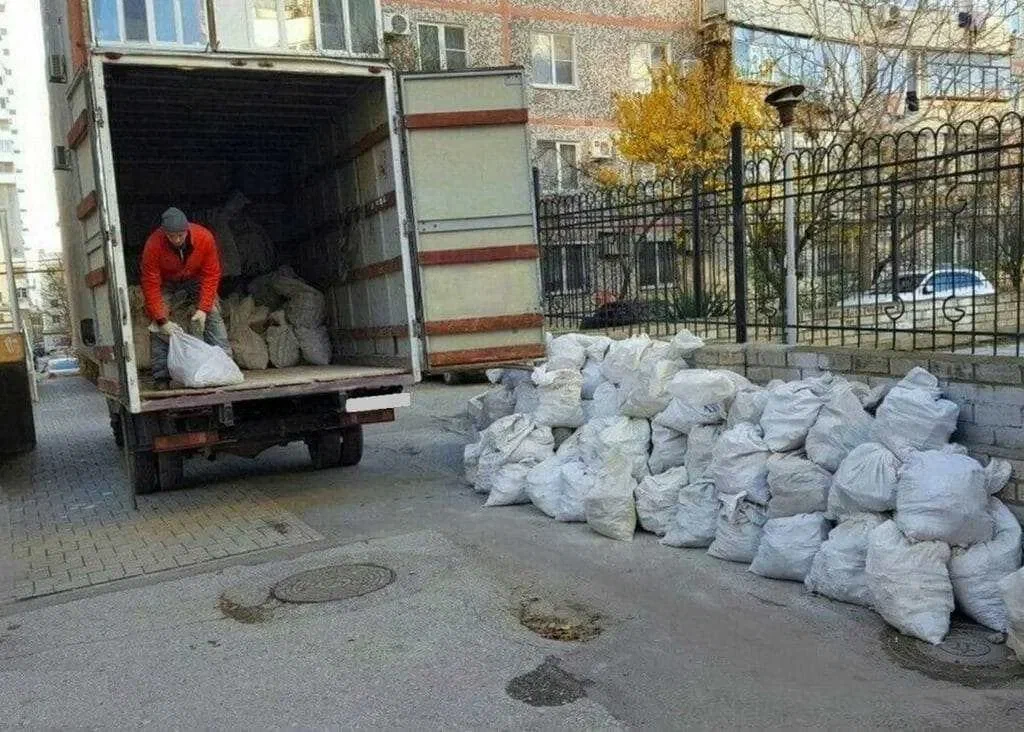 Вывоз мусора после переезда в Магнитогорске в октябре